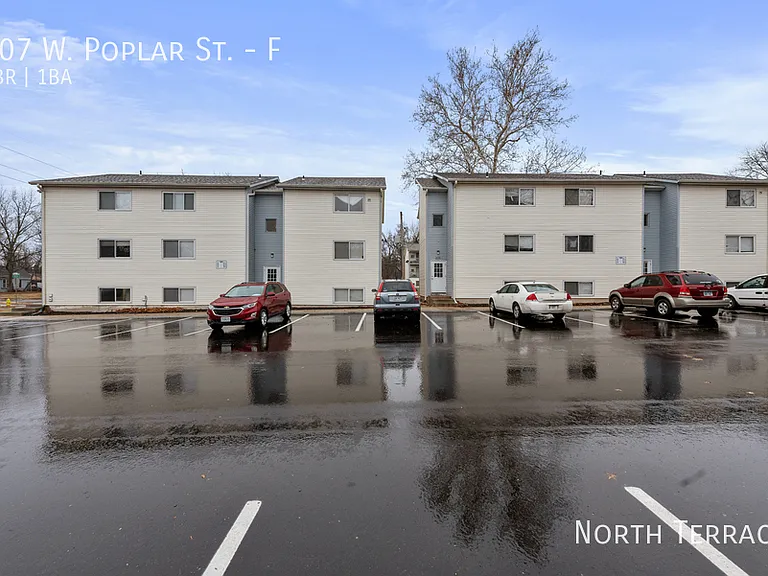 Poplar Place — Photo 2