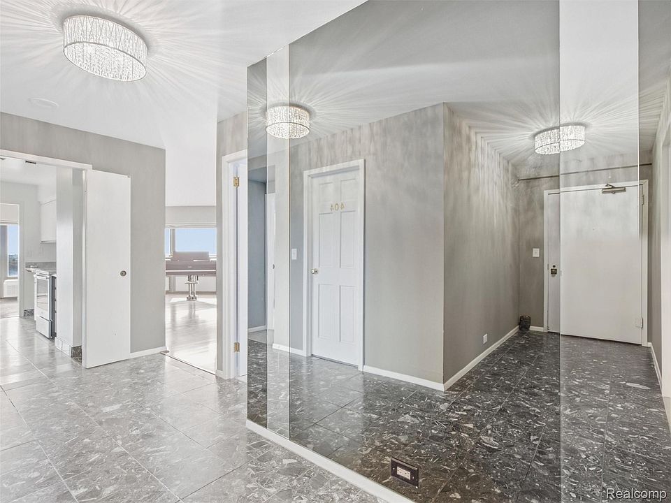 5000 Town Ctr Suite 1503, photo 9