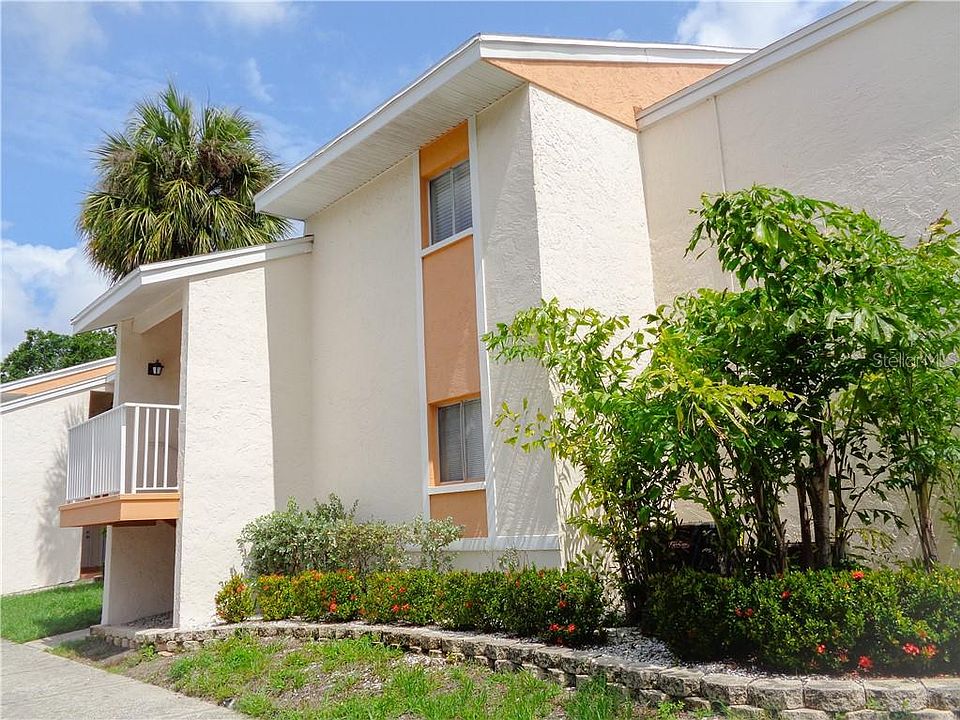 1st image of 511 99th Ave N APT 204
