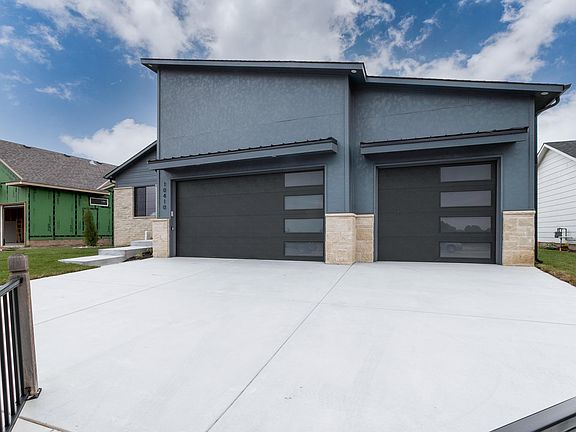 3rd image of 10410 W Graber Cir