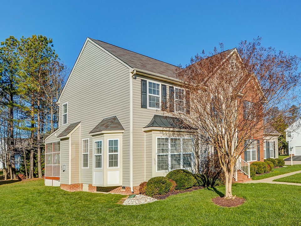 1st image of 7909 Point Hollow Dr