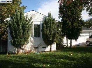 2477 Upland Dr, Concord, CA 94520