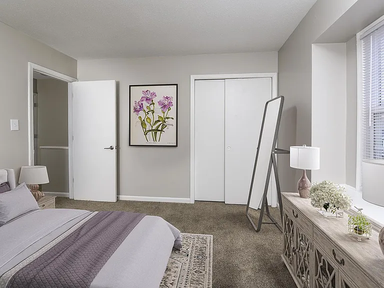 The George Apartment Homes — Photo 31