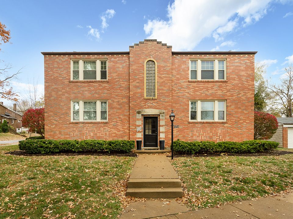 1st image of 1215 Moorlands Dr #2N
