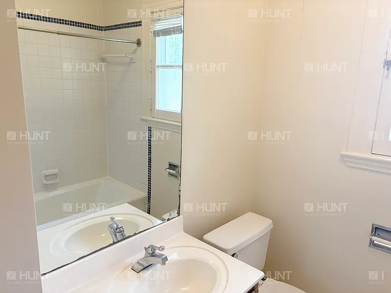 300 Inner Cir — Photo 21