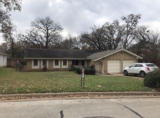 1728 Ridgeview Dr, Arlington, TX 76012