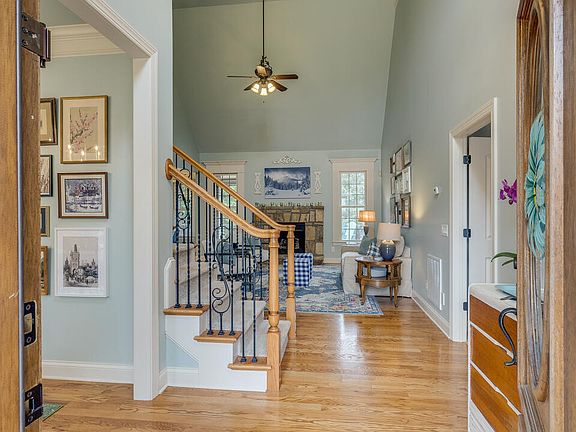 5th image of 2450 Crescent Lake Pl