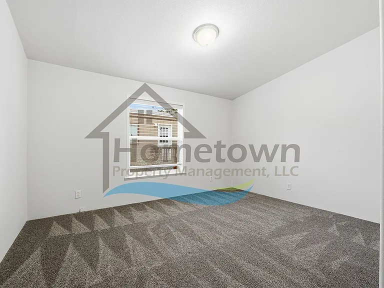 5425 E Grove Ave — Photo 26