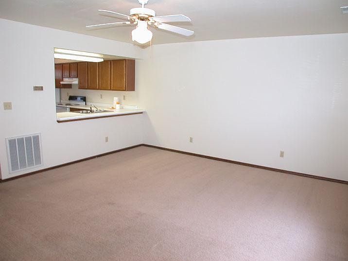 1st image of 1000 S Brehm Ln #H