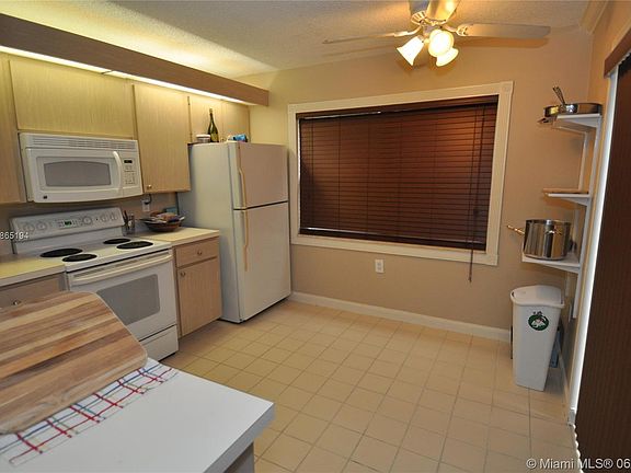 5th image of 3317 SW Sunset Trace Cir #3317