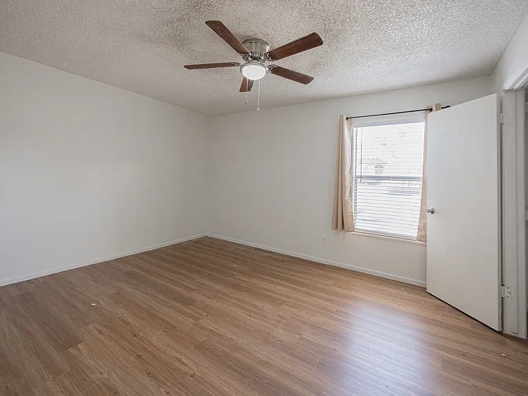 925 W Peoria Ave #29 — Photo 11