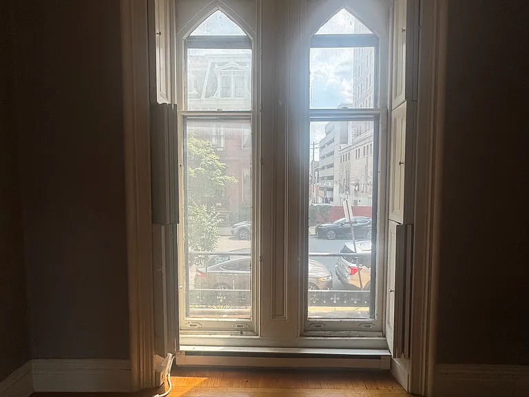 12 E Chase St #1A — Photo 12
