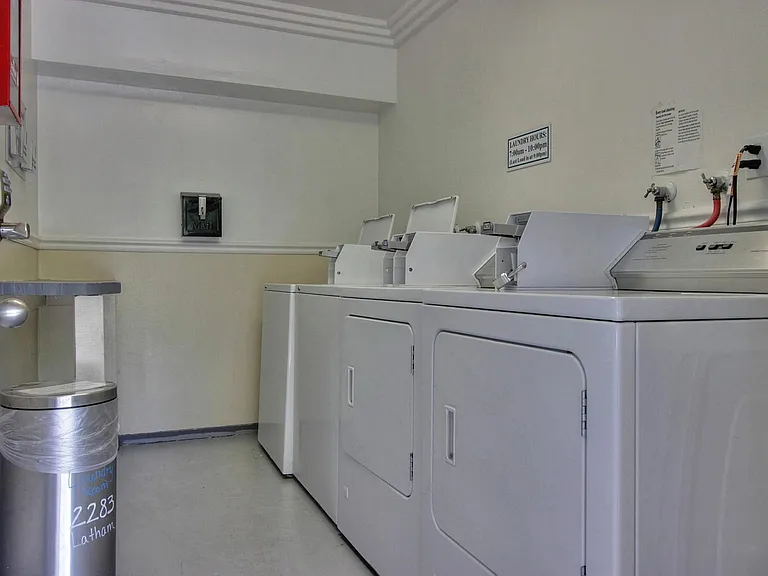 Mountain View Place — Photo 13