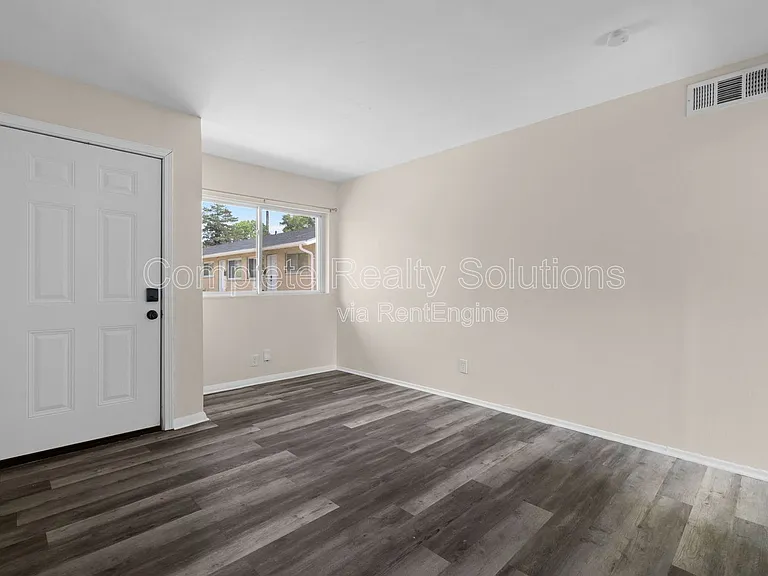 2323 Woodson Rd #I — Photo 6