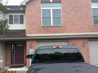 247 Whitley Dr, Chambersburg, PA 17201