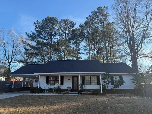 413 Chapelwood Dr, Dothan, AL 36305