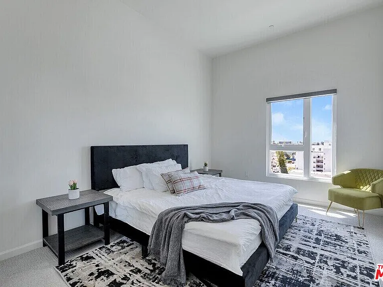 983 Dewey Ave #204 — Photo 3