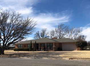 1611 Dalhart St, Wellington, TX 79095