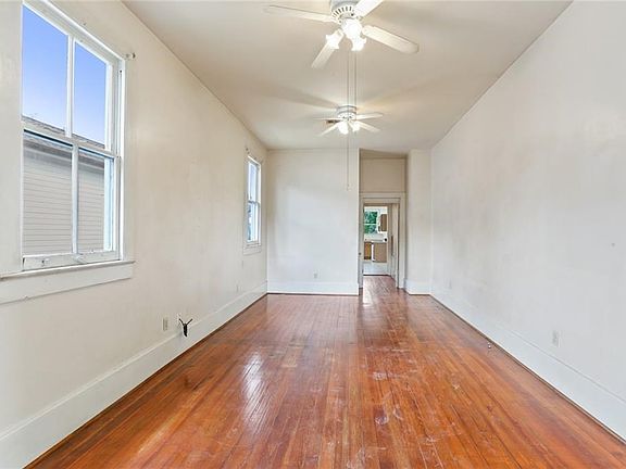 4th image of 4722-24 Conti St