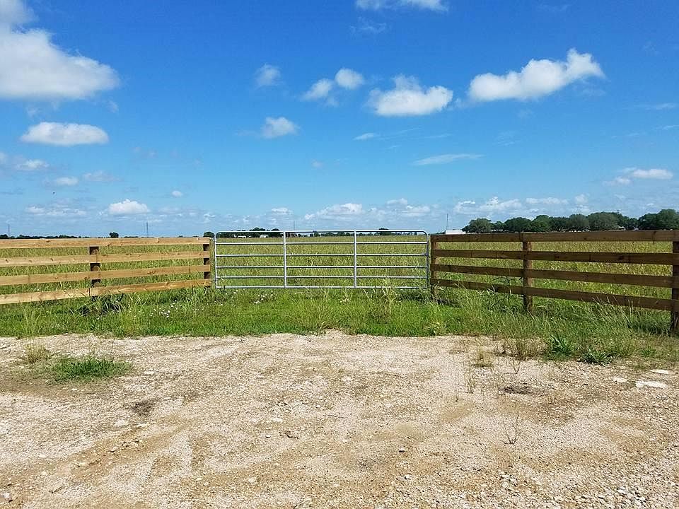 522 County Road 21, Damon, TX 77430 Zillow