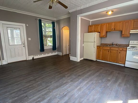 3rd image of 225 South St #2