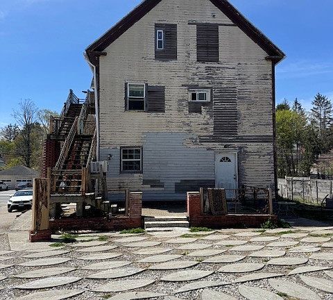 2nd image of 137-139 Woodstock Avenue