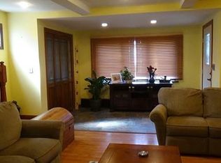 4 Roll Ave, South Amboy, NJ 08879