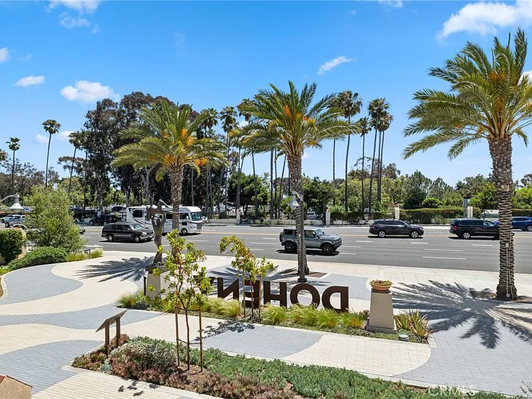 3189 Doheny Way — Photo 3