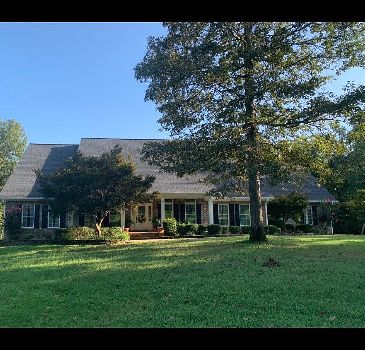 1st image of 1060 Rolling Hills Dr