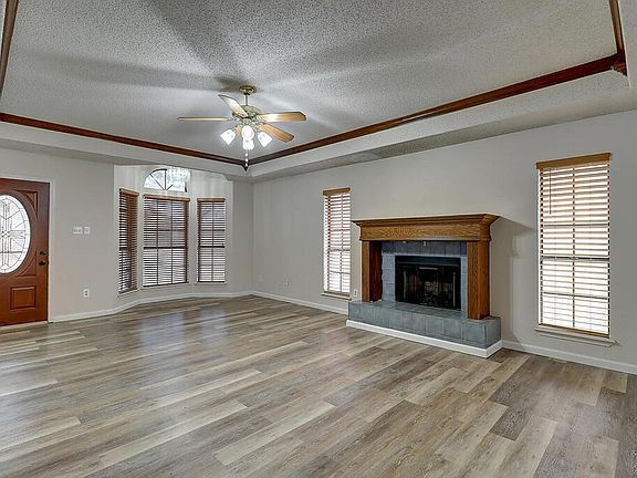 3rd image of 4209 Holly Ridge Dr