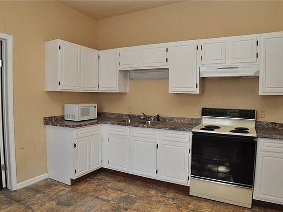 5th image of 328 N Philadelphia Ave