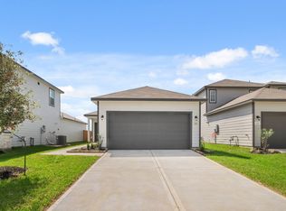 318 Crayfish Dr, Crosby, TX 77532