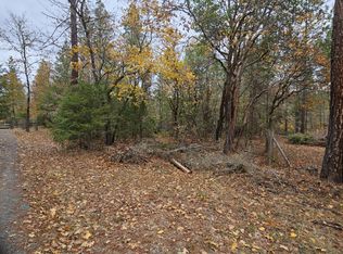 419 Rossier Ln, Grants Pass, OR 97527