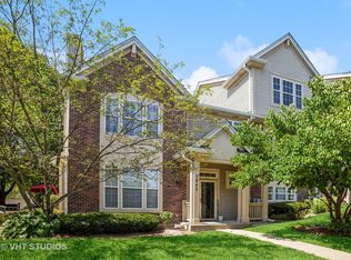 2842 N Greenwood Ave, Arlington Heights, IL 60004