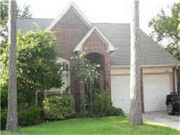 Beautiful curb appeal to welcome you home