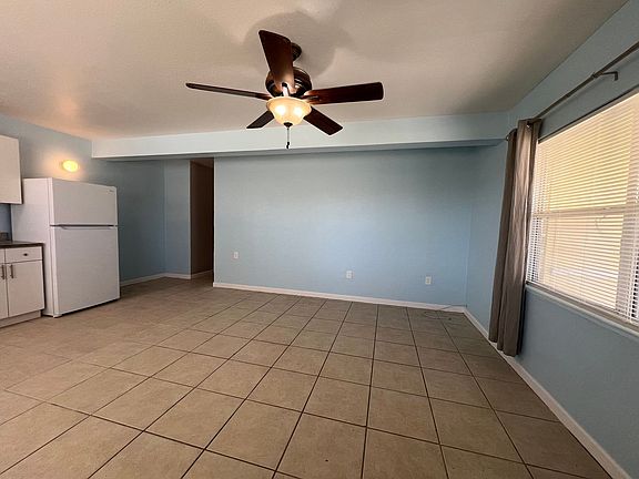 3rd image of 708 Avenue I APT A
