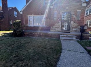 16851 Ilene St, Detroit, MI 48221