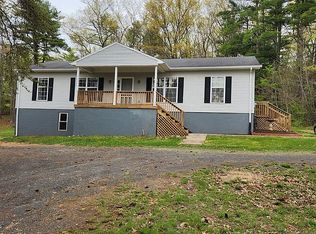 55 Bee Town Rd, Warm Springs, VA 24484