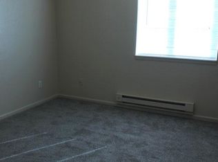 2120 Orchard Pl APT 4, Fort Collins, CO 80521