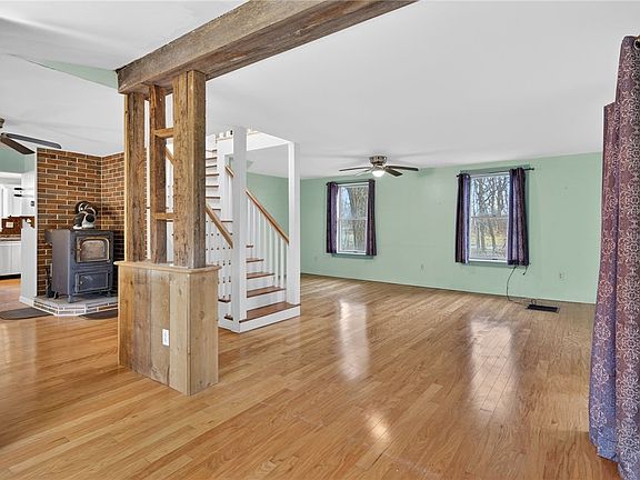 5th image of 668 Sovocool Hill Rd