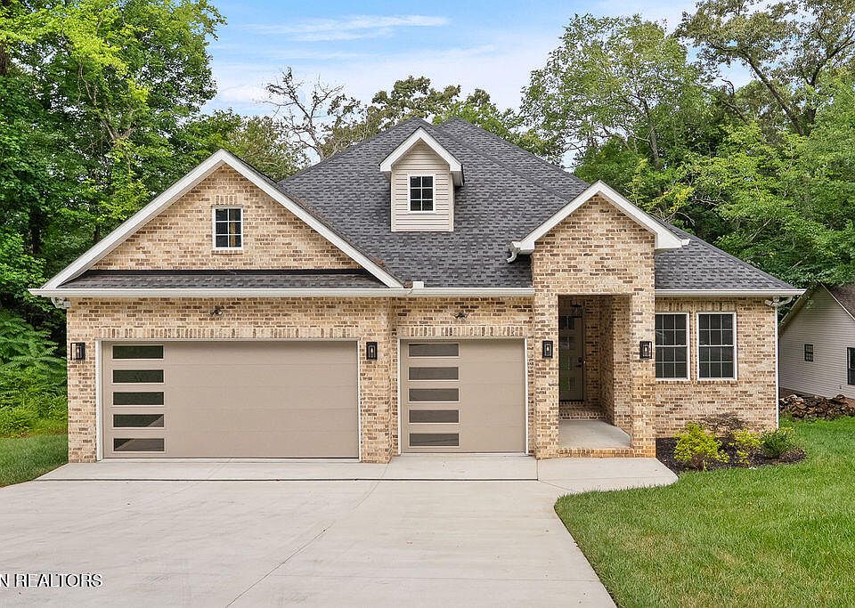 1st image of 222 Oostanali Way
