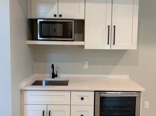 9 Sharon Ave #7, Auburndale, MA 02466