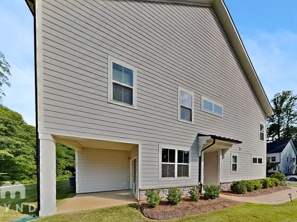 3301 Finchborough Ct, Charlotte, NC 28269