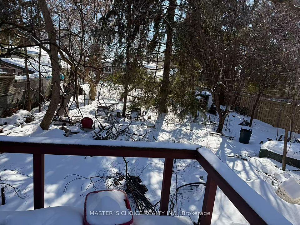2nd image of 34 Rockport Cres