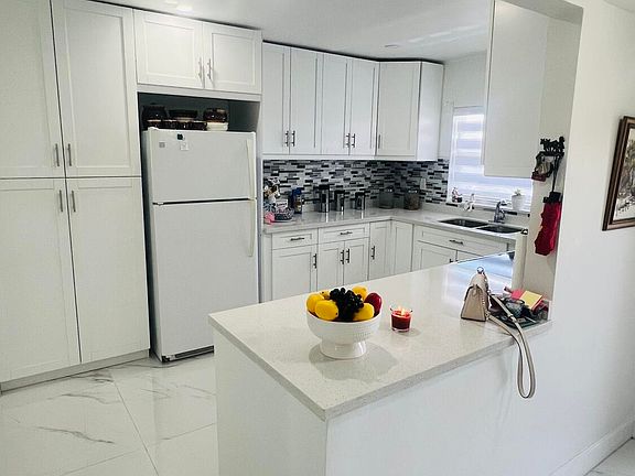 2nd image of 9330 S Sunrise Lakes Boulevard #304