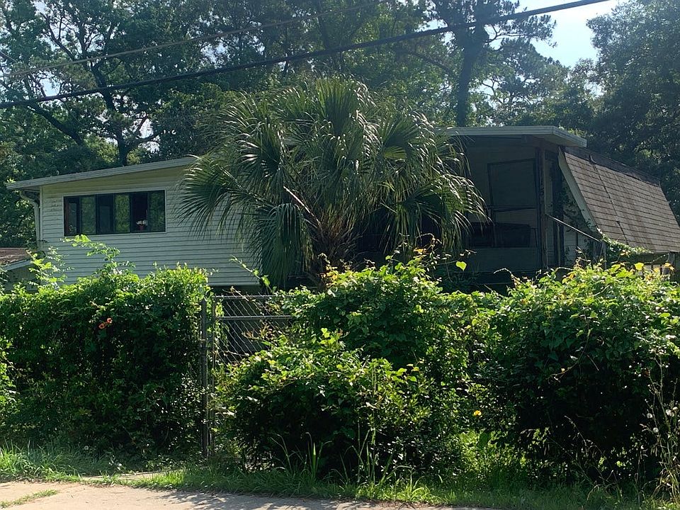 1st image of 1115 Idlewild Dr