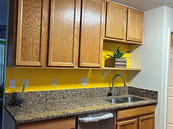 2nd image of 16984 E Wyoming Drive