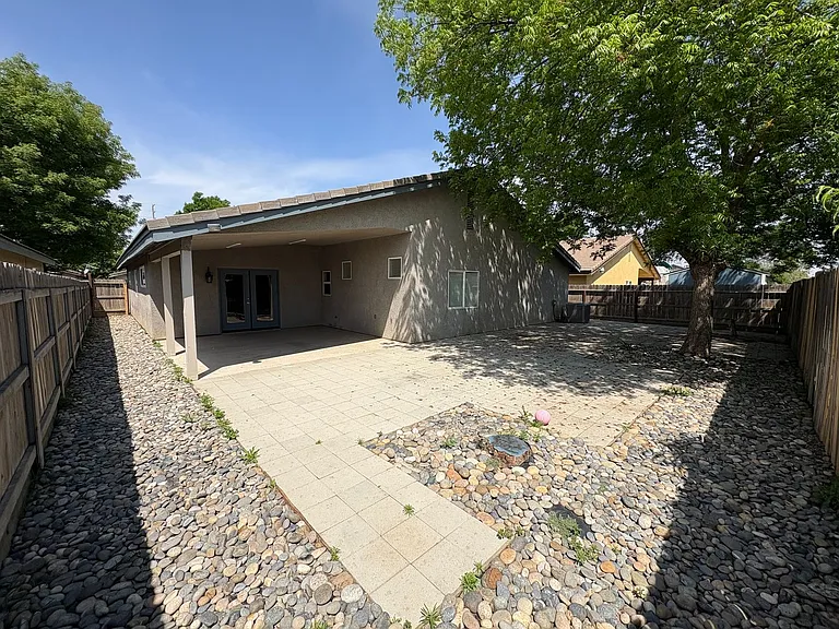 1040 N Sumter Ct — Photo 40