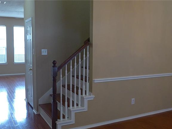 2nd image of 3901 Goose Creek Pkwy
