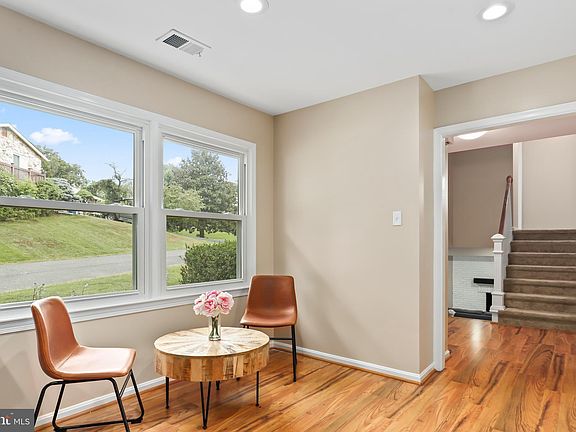 4th image of 4330 Roberts Ave